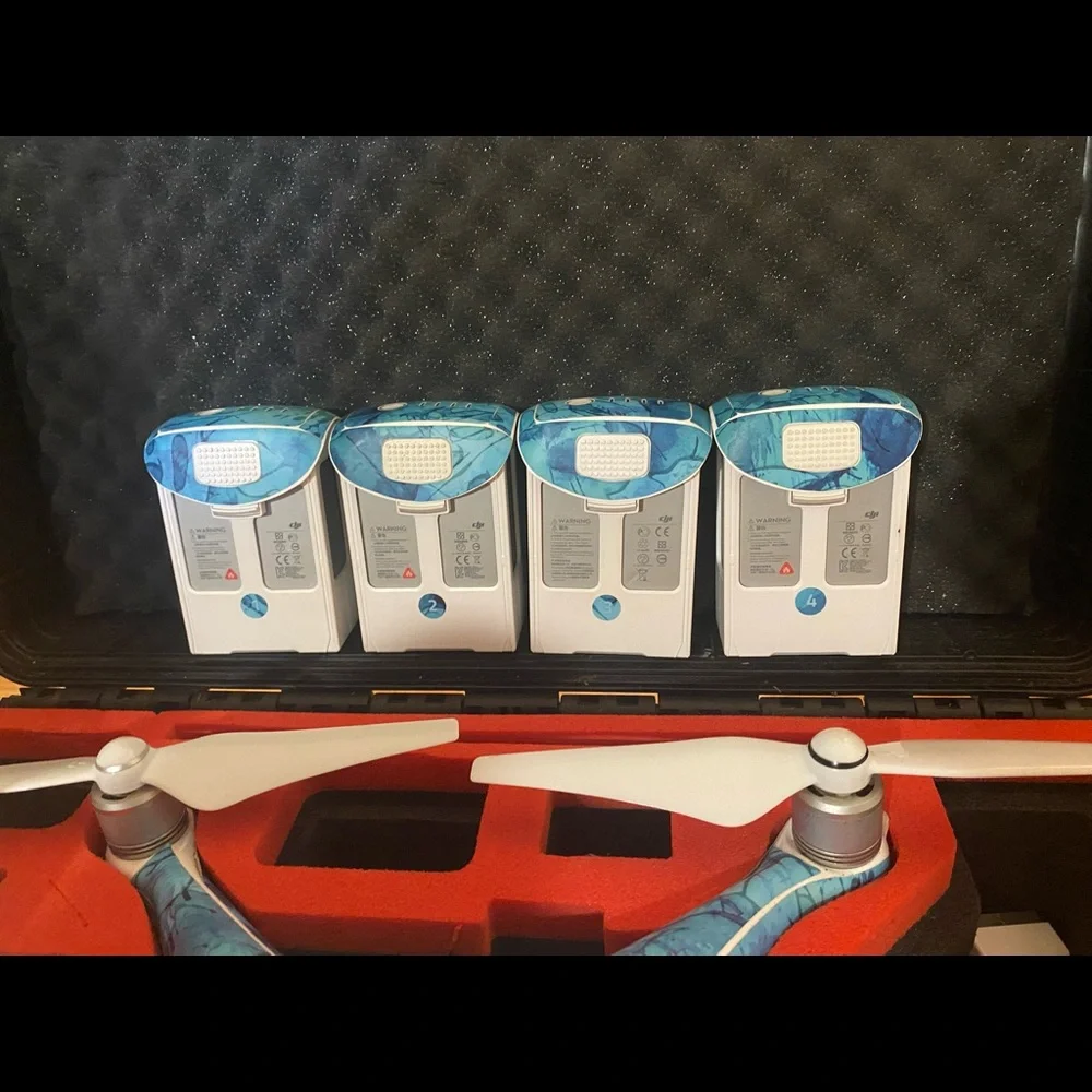 Dji phantom 4 professional drone bundle!! Everything you need.. so nice! - Picture 7 of 8